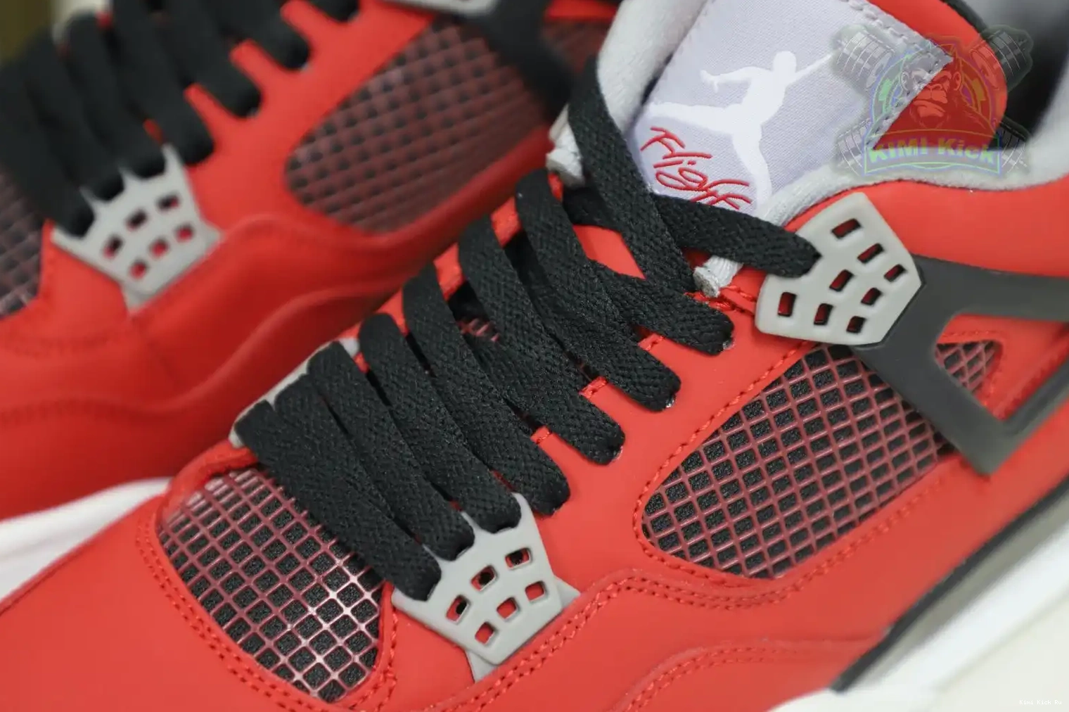 Kimikick RetroToro Jordan Air Bravo Jordan4 0810